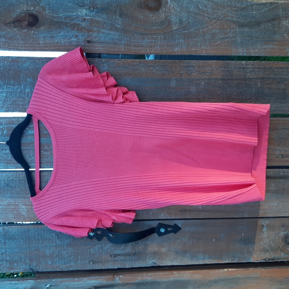 The Limited Pink Top - Size Medium - Picture 1 of 11